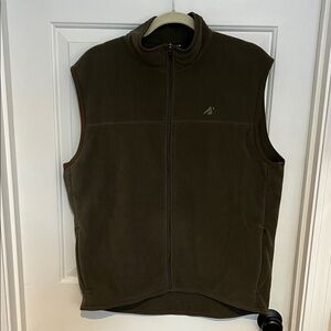 Sold Eastern Mountain Sports Forest Green Fleece Vest